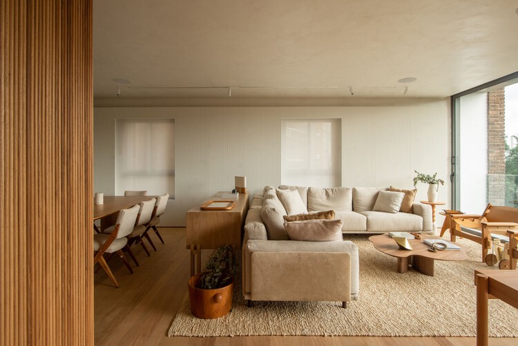 Apartemen Vila Madalena Oleh Gui Matto