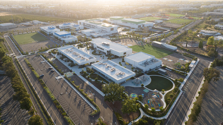 Desain Sekolah dan Kampus Agnews di Amerika