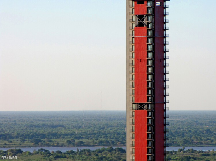 Menara ICONO / Karya Arsitek Carlos a Jiménez dan EST Arquitectura SRL