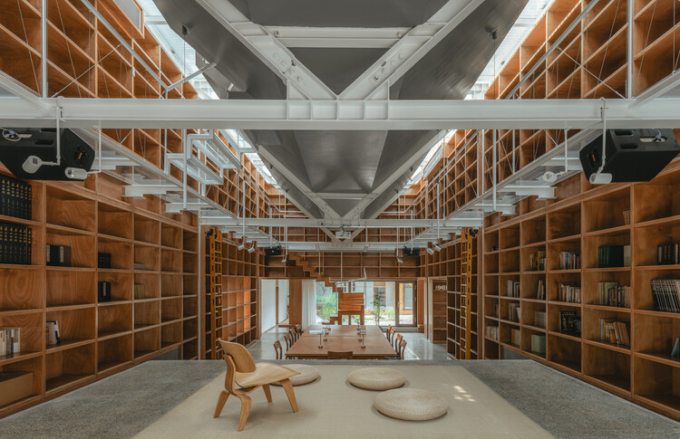 Rumah di Bawah Perahu Oleh Chaoffice