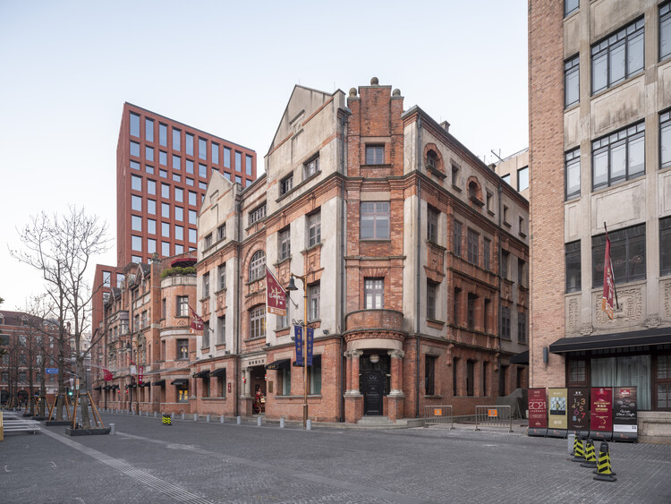 Transformasi Gedung ROCKBUND oleh Arsitek David Chipperfield China